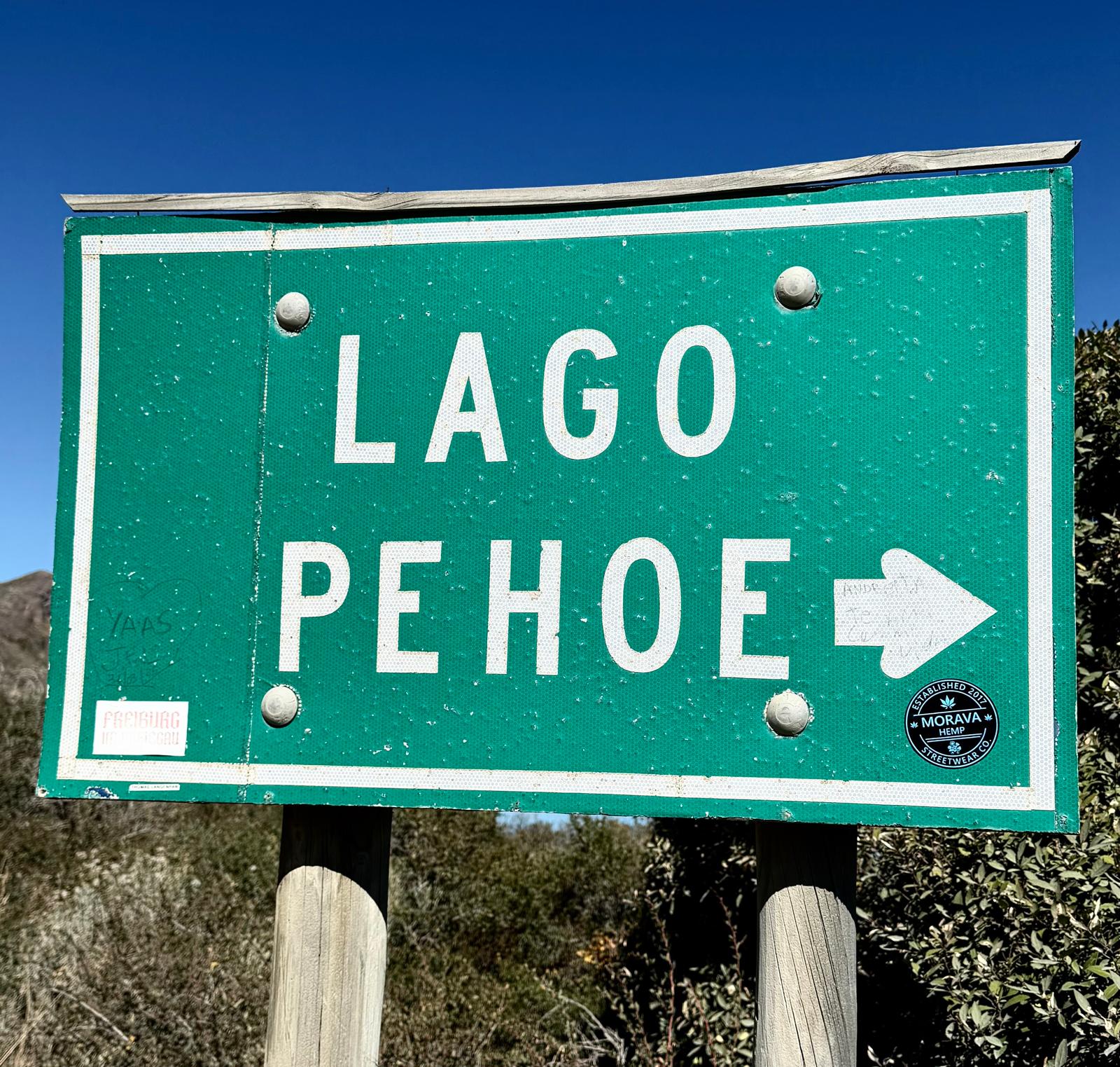 Sticker Morava Hemp – Lago Pehoe, Chile