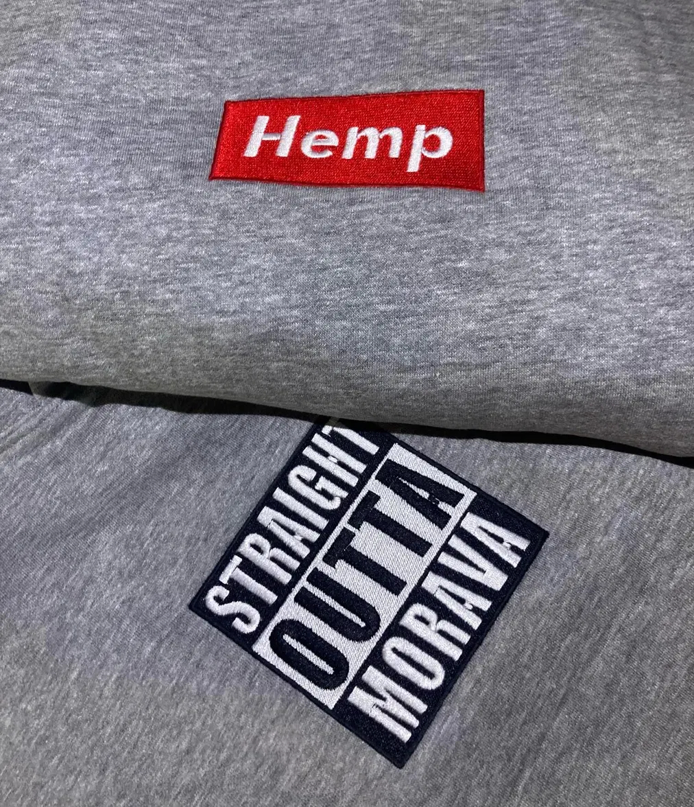 Detail výšivky Morava Hemp